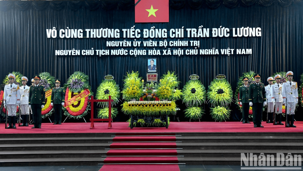 Trung Quốc chia buồn nguyên Chủ tịch nước Trần Đưc Lương từ trần